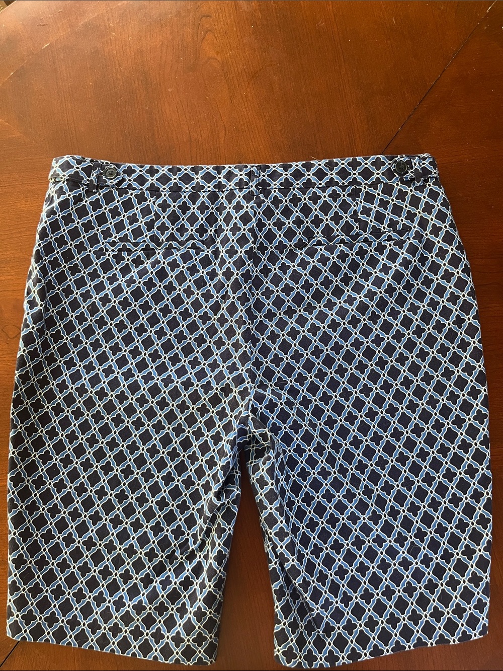 Laundry By Shelli Segal Navy and Light Blue Geometric Flat Front Shorts
